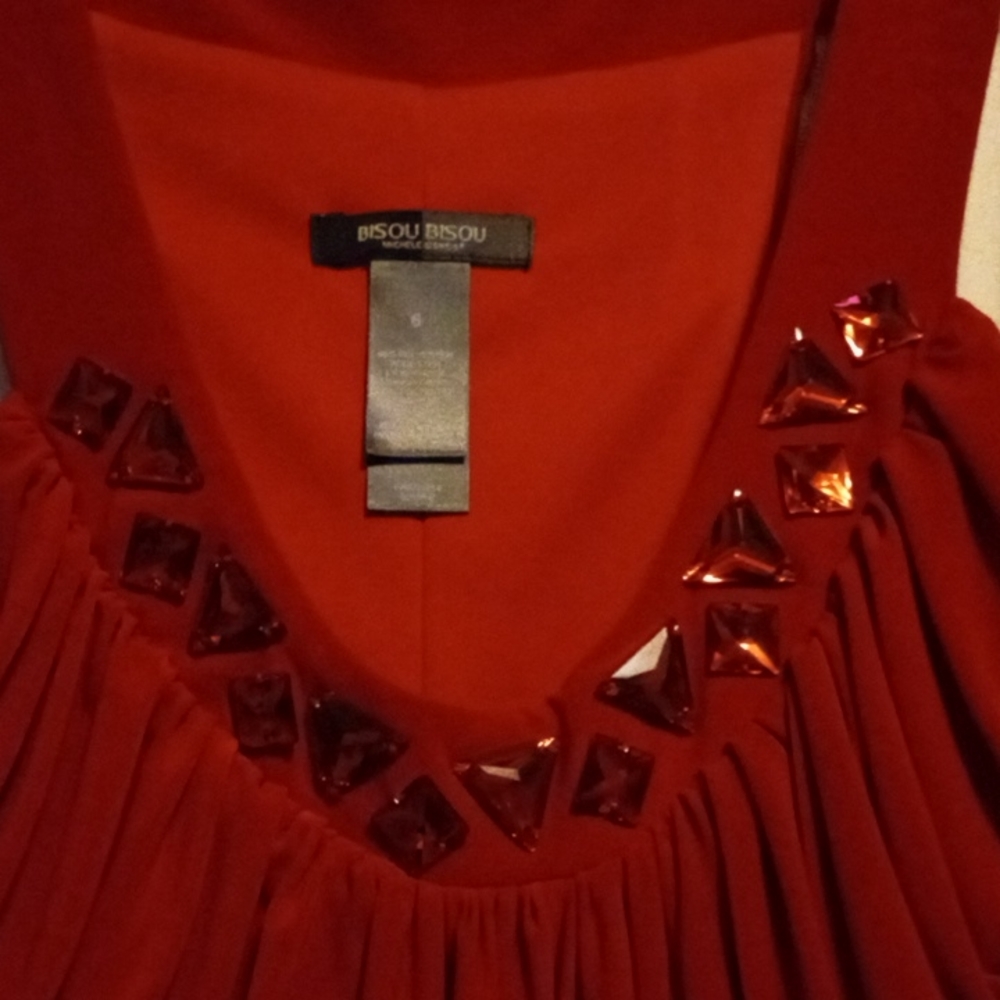 Dress - Picture 2 of 3